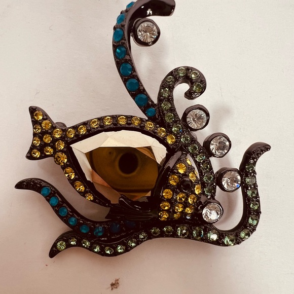 Fifth Avenue Collection Crystal Octopus Brooch with Crystal Rhinestone - Picture 3 of 12